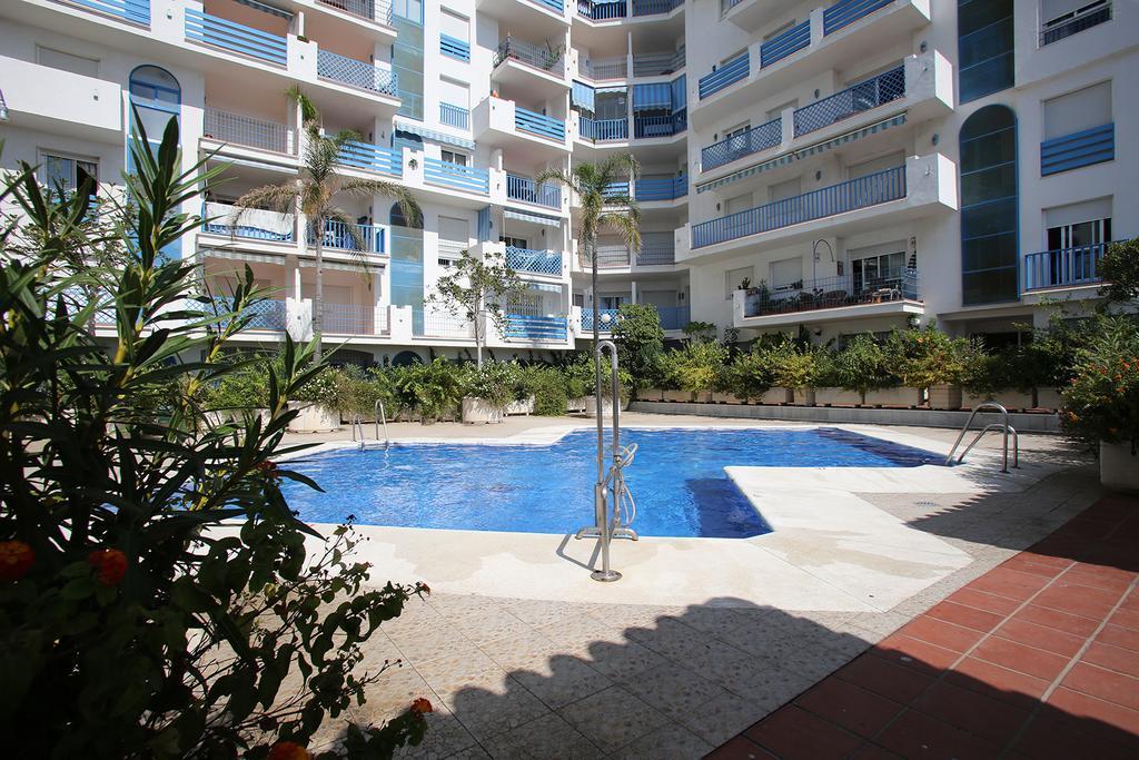 Apartamento El Faro Leisure Port Apartment Естепона Екстериор снимка